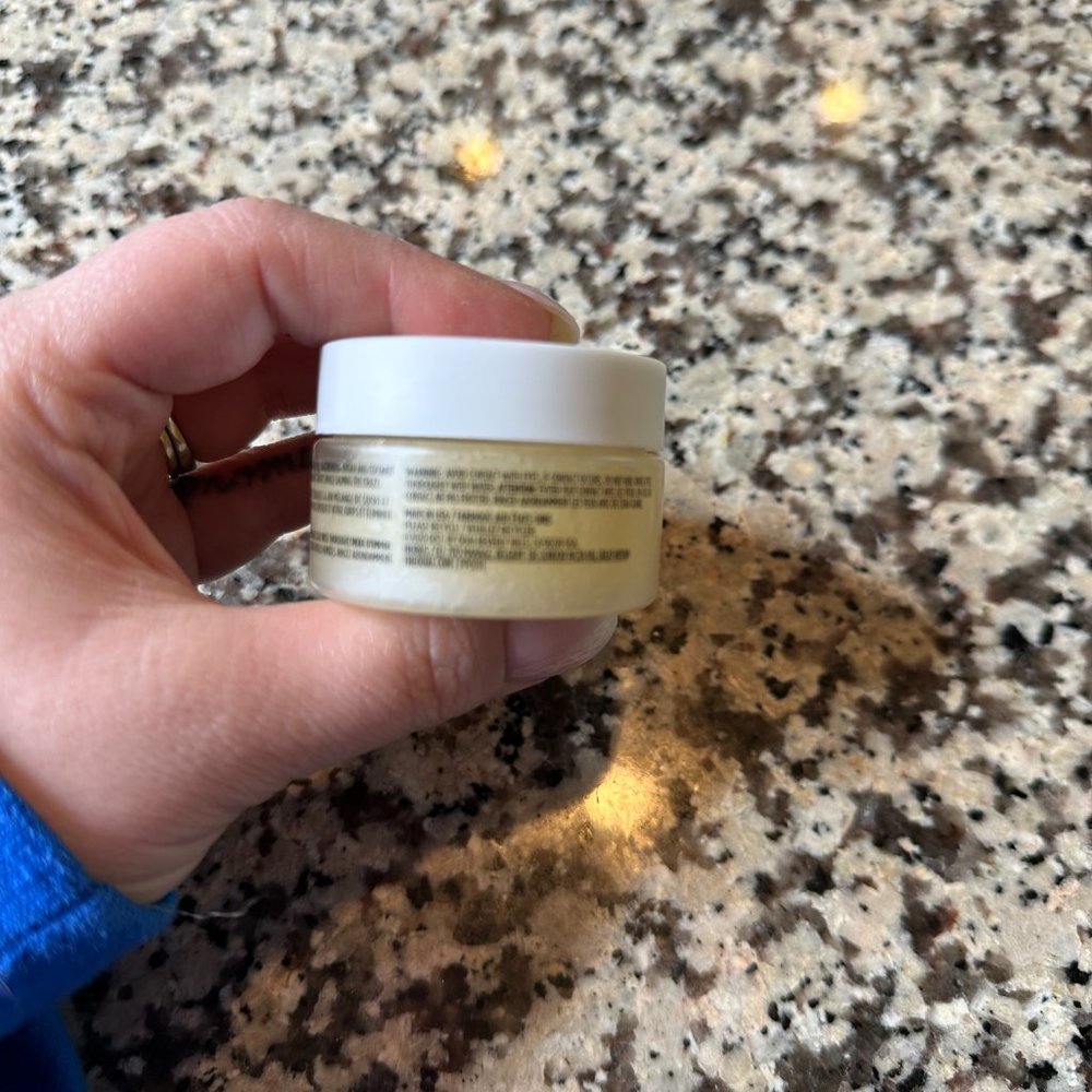Ouai Scalp & Body Scrub Travel Size 1 Oz TRAVEL SIZE - Picture 4 of 5